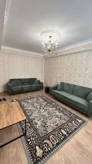 2-к. квартира, 70 м², 1/8 эт.