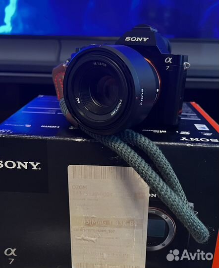 Sony alpha 7 два объектива