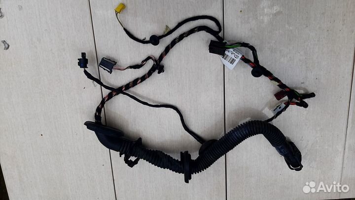 Проводка двери Mercedes C-Class W204