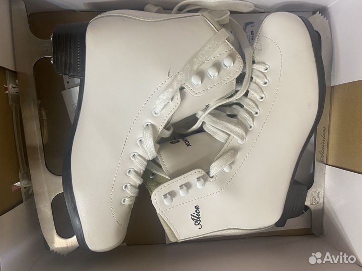 Коньки женские Alice 37 размер