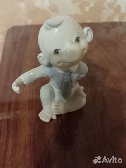 Фарфоровые статуэтки