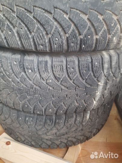 Nordman Nordman 4 215/65 R16