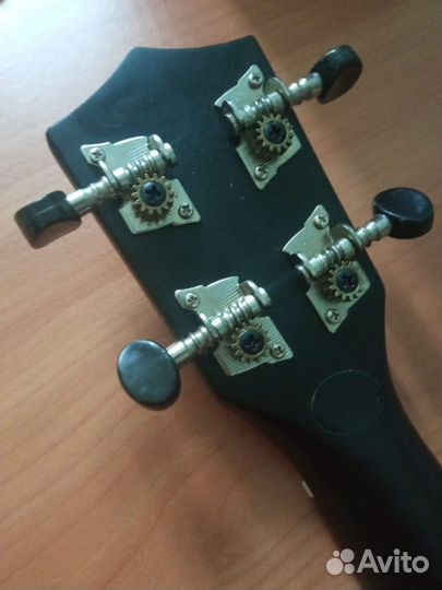 Укулеле Veston сопрано чёрная