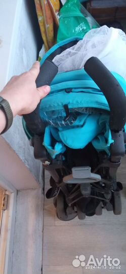 Прогулочная коляска