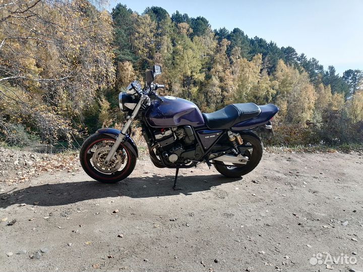 Honda cb 400