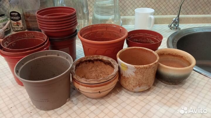 Горшок керамический и пластмасс