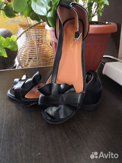 Босоножки женские 38 размер