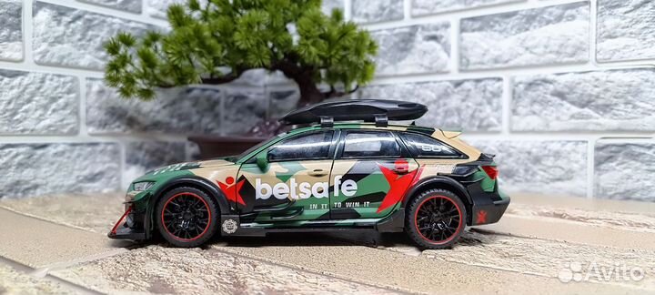 Машинка металлическая коллекционная