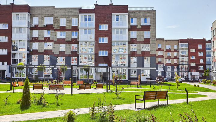 2-к. квартира, 64 м², 2/5 эт.