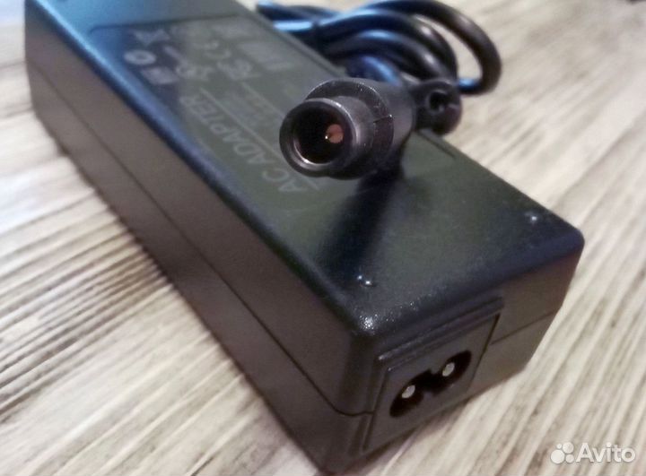 Блок питания монитора AOC C27G2U 20V 3.25A / 4.5A