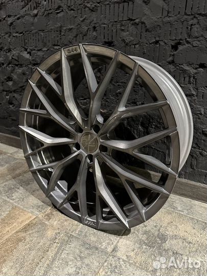 Новые разноширокие диски R21 5x112 Mercedes BMW