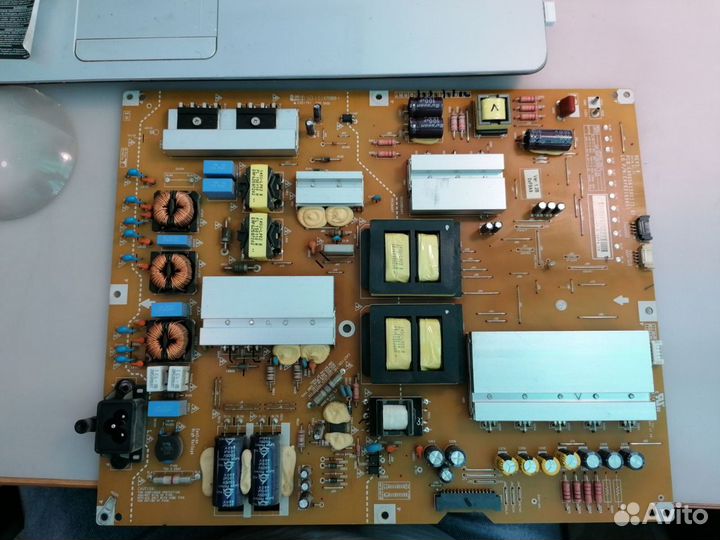 LG 49UB830V в разбор