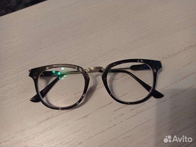 Очки с диоптриями -2,5;-1,5;;-1,25