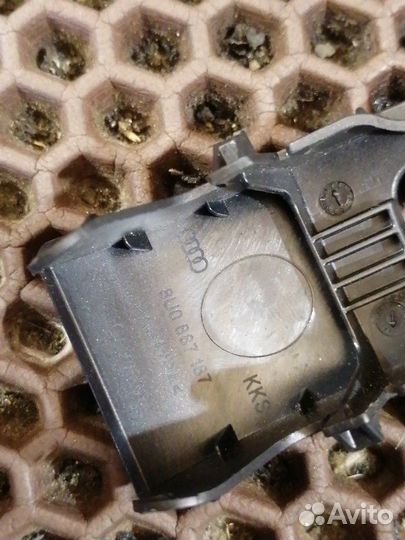 Крепление isofix Audi Q3 дорестайлинг CCZ 2.0 2013