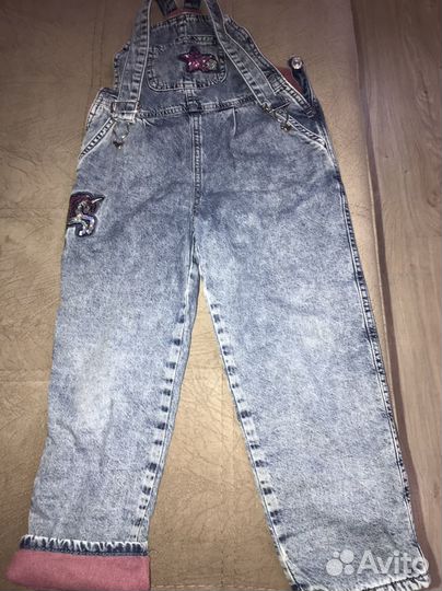 Джинсовый утеплённый комбинезон для девочки