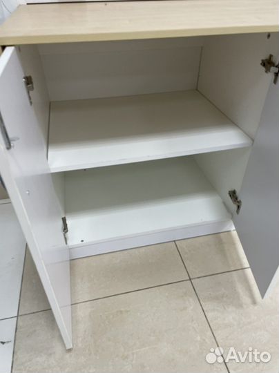 Тумба в офис, под тв, кулер, мфу