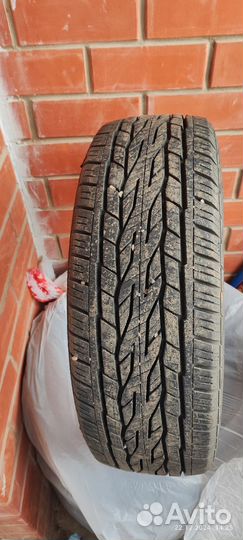 Continental ContiCrossContact LX2 215/60 R17