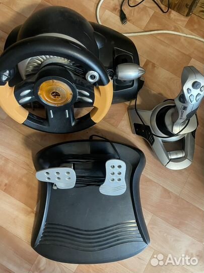 Руль, педали, джойстик