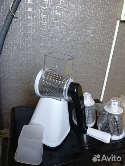 Овощерезка и терка с насадками