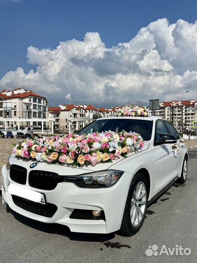 Свадебные украшения на машину