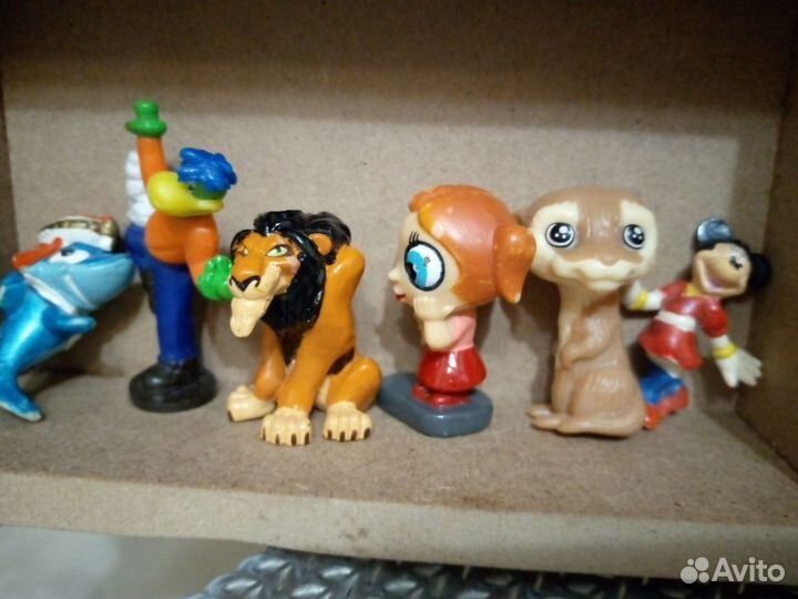 Игрушки из Киндер сюрприза большой выбор