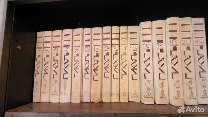 Продам книги