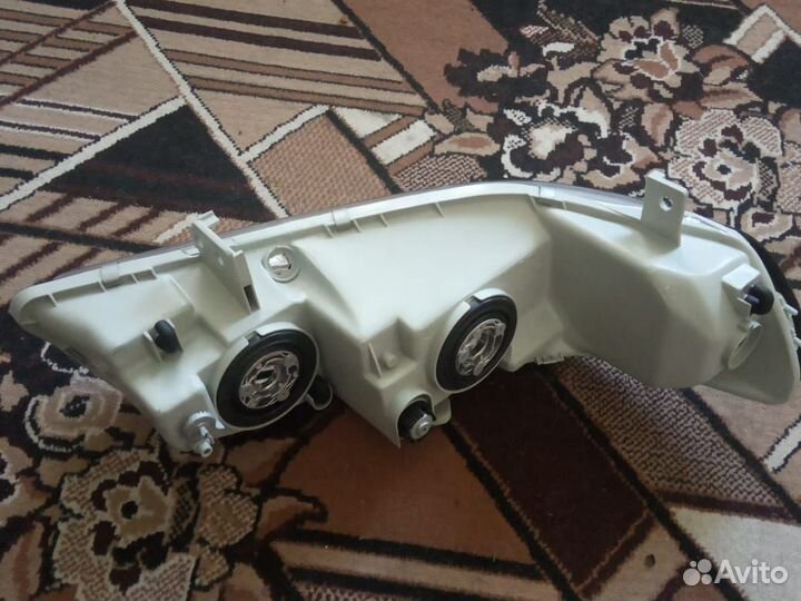 Фары Хонда Аккорд 1996-2002г.в