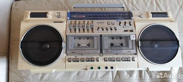 Магнитола с радио Sharp GF-787