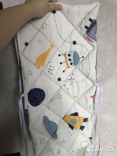 Бортики в детскую кроватку