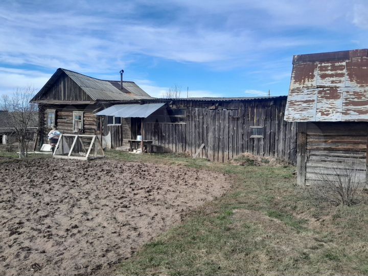 Дом 33 м² на участке 12 сот.