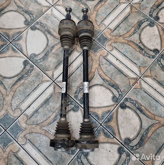 Приводной вал Volkswagen Touareg