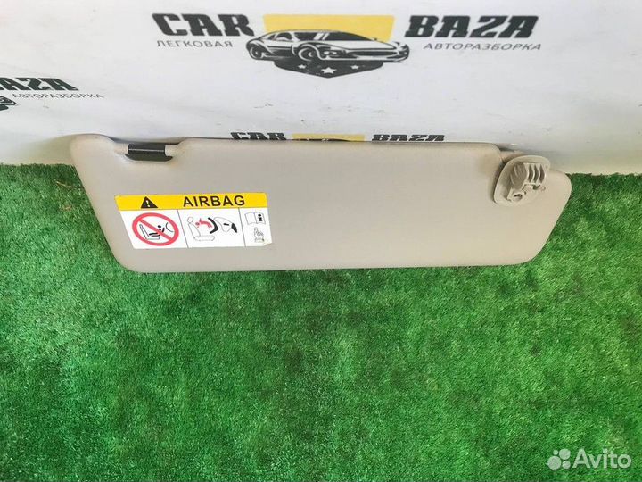 Козырек солнцезащитный правый R Renault Sandero