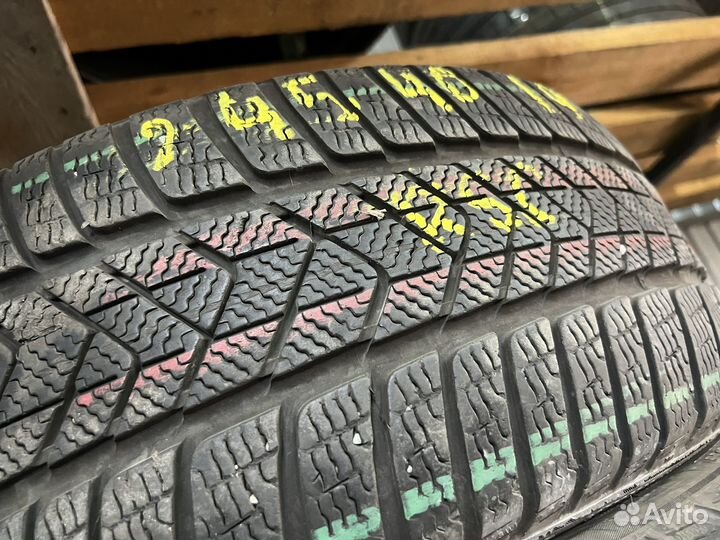 Pirelli Winter Sottozero 3 245/45 R19