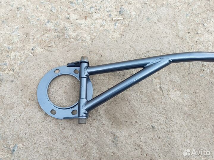 Распорка Nissan Skyline R32