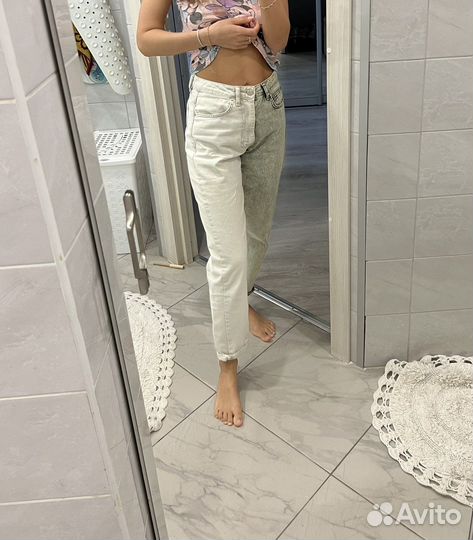 Джинсы женские