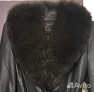 Воротник и манжеты песцовые чёрного цвета