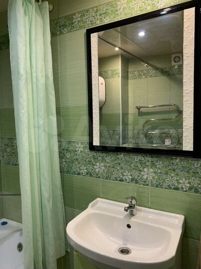 2-к. квартира, 65 м², 1/5 эт.