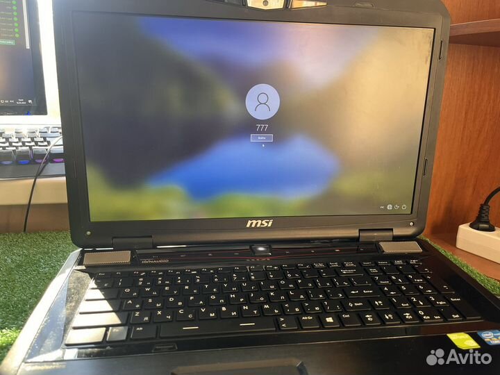 Ноутбук msi