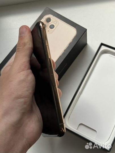 iPhone 11 Pro, 64 ГБ