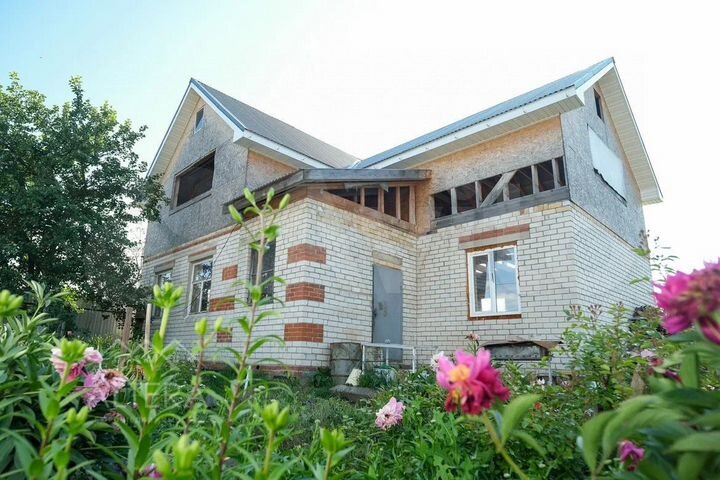 Дом 92,5 м² на участке 9 сот.