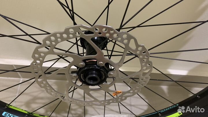 Колеса 27.5+ обода 35мм алю втулки Shimano Deore