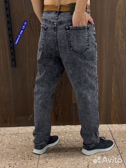 Джинсы черный новые