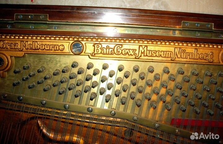 Антикварное пианино продам