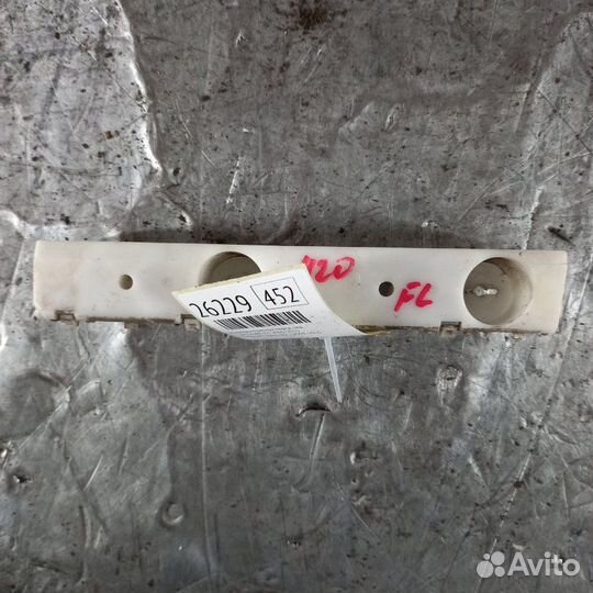 Кронштейн бампера передний левый Nissan Teana J32