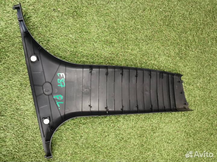 Обшивка салона передняя левая Bmw 1 Series E87