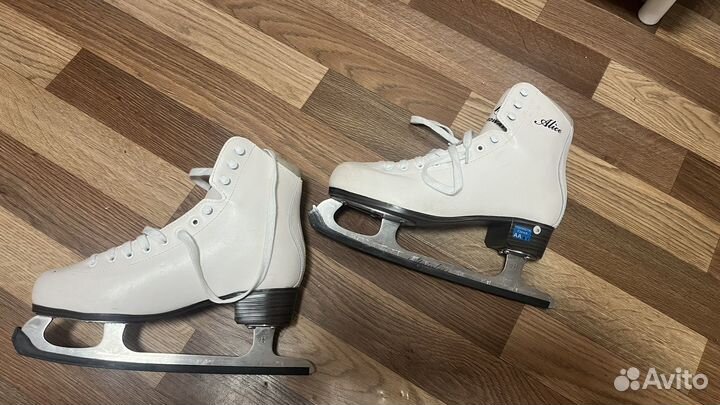 Коньки фигурные 38 размер натуральная кожа