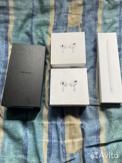 Коробки от apple