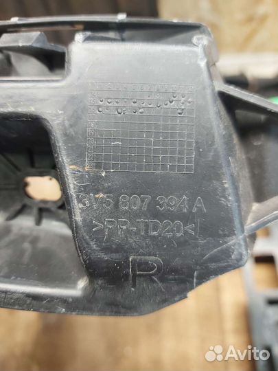 Крепление заднего бампера Skoda Superb 3 Combi