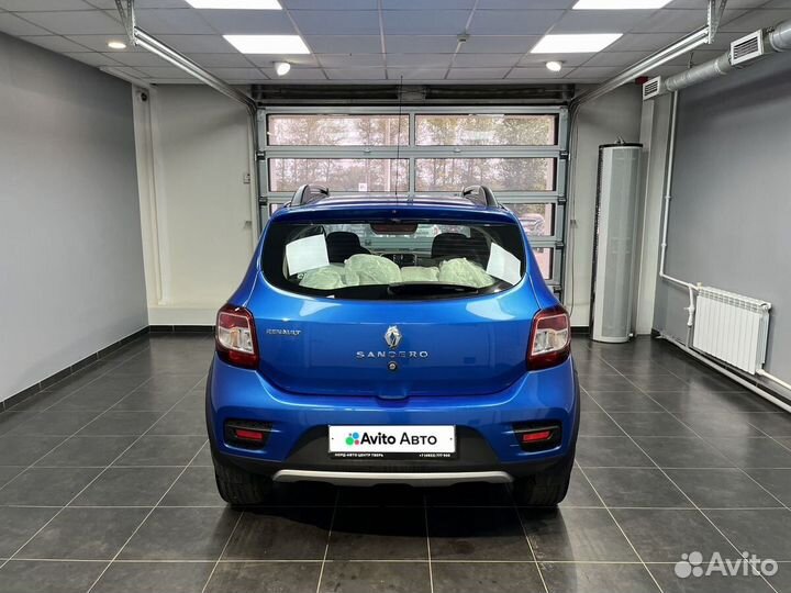 Renault Sandero Stepway 1.6 МТ, 2017, 30 796 км