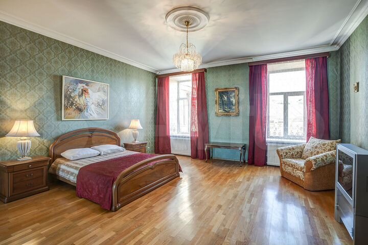 2-к. квартира, 110 м², 4/6 эт.